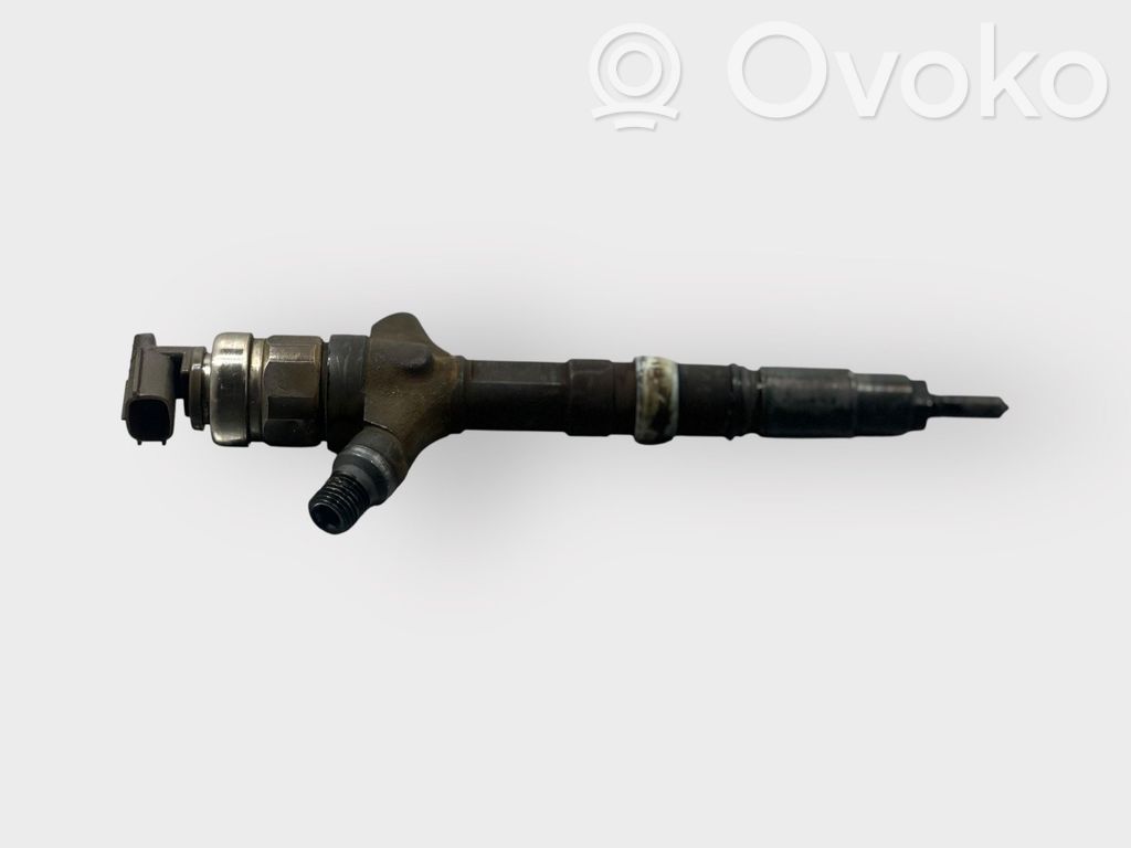 Toyota Avensis T250 Inyector de combustible 