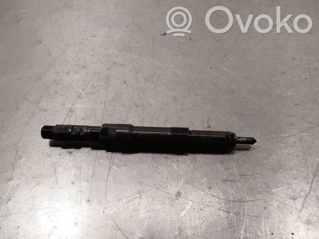 Ford Mondeo Mk III Fuel injector 