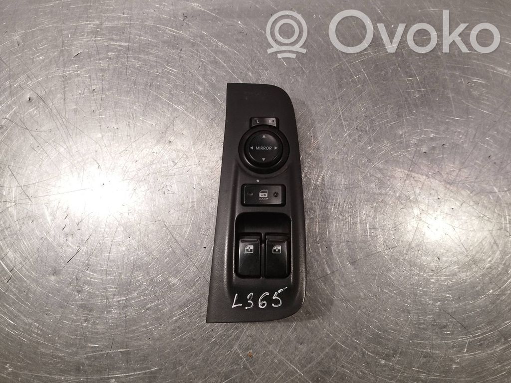 Hyundai H-1, Starex, Satellite Electric window control switch 