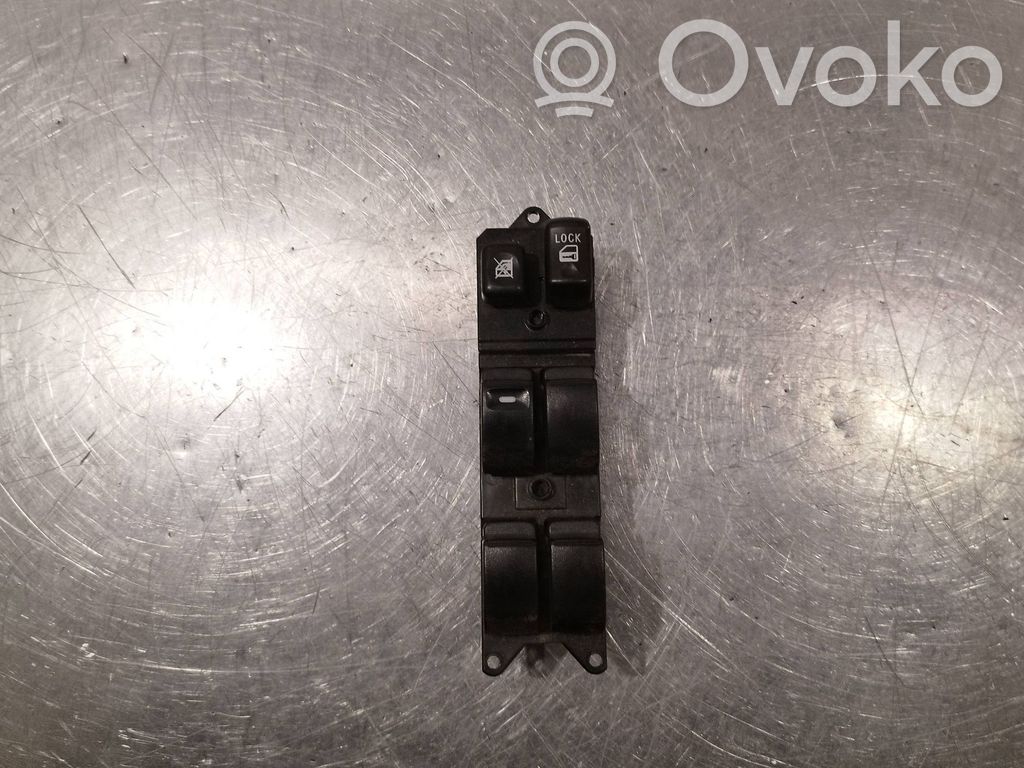 Mitsubishi Outlander Electric window control switch 