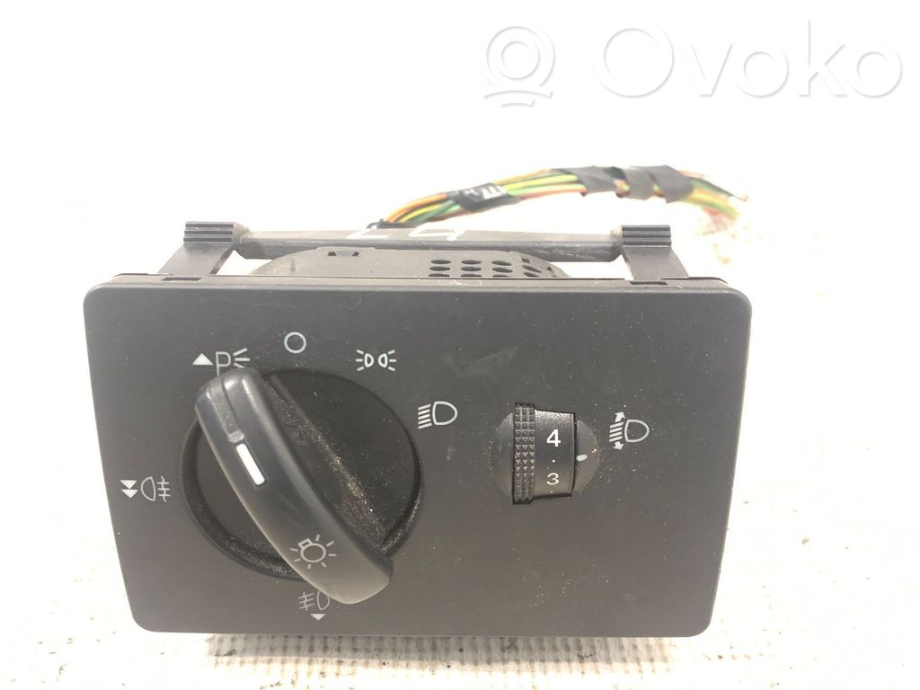 Ford Focus Light switch 