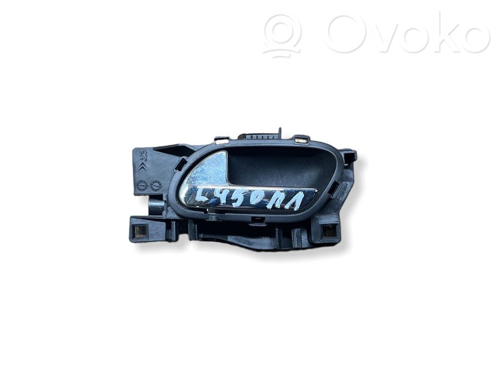 Peugeot 5008 Front door interior handle 