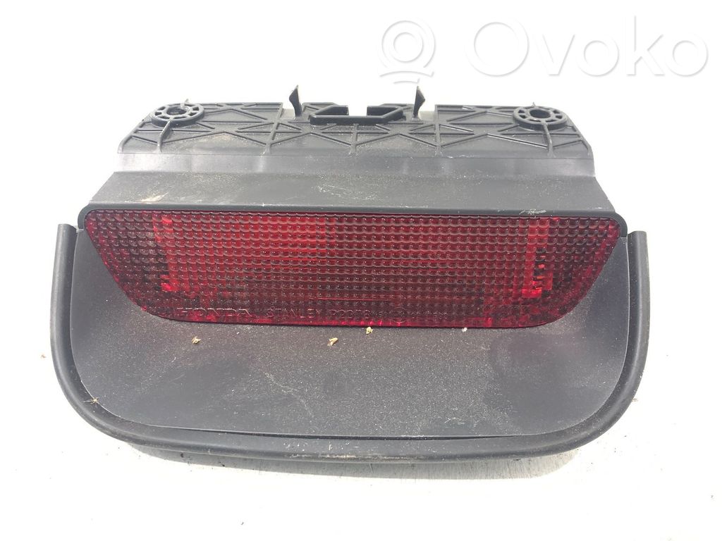 Honda CR-V Third/center stoplight 