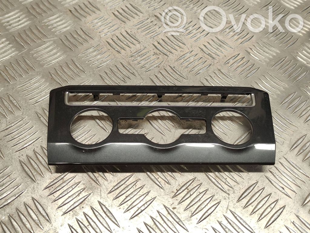 Volkswagen Tiguan Console centrale, commande chauffage/clim 