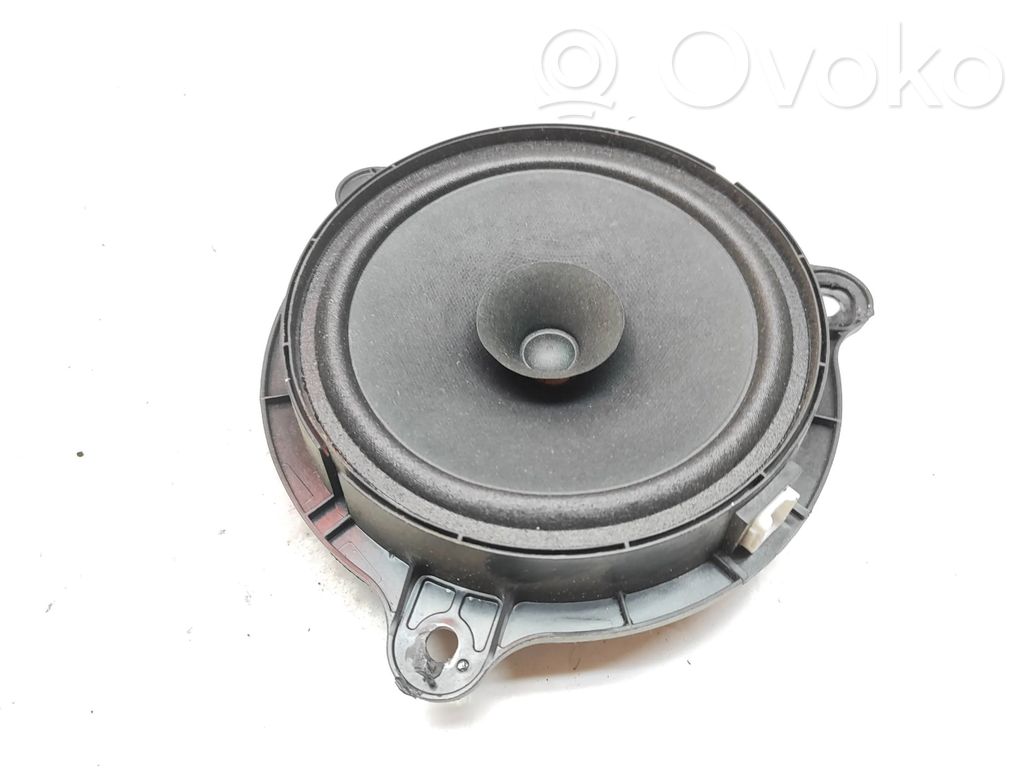 Renault Trafic III (X82) Front door speaker 