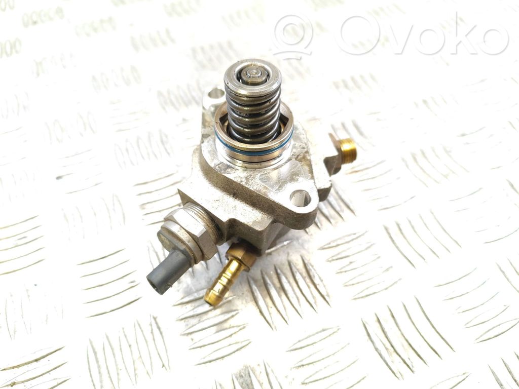 Volkswagen Golf VII Fuel injection high pressure pump 