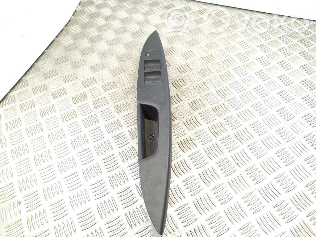 Przyciski szyb   8608A234,CEWM0010030,29Z2T14AD