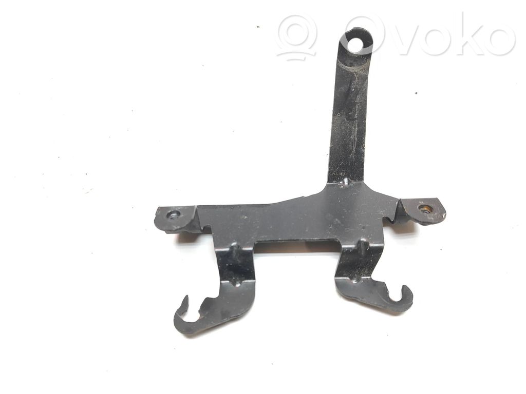 Renault Kangoo II Other engine bay part 