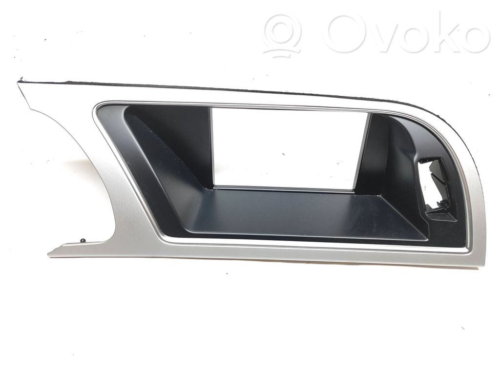 Audi A5 Sportback 8TA Moldura de la unidad delantera de radio/GPS 