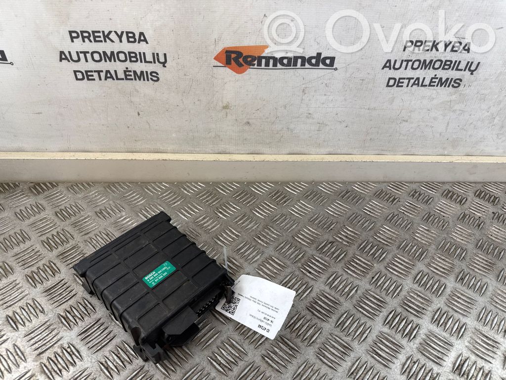 Audi 80 90 B3 Engine control unit/module 