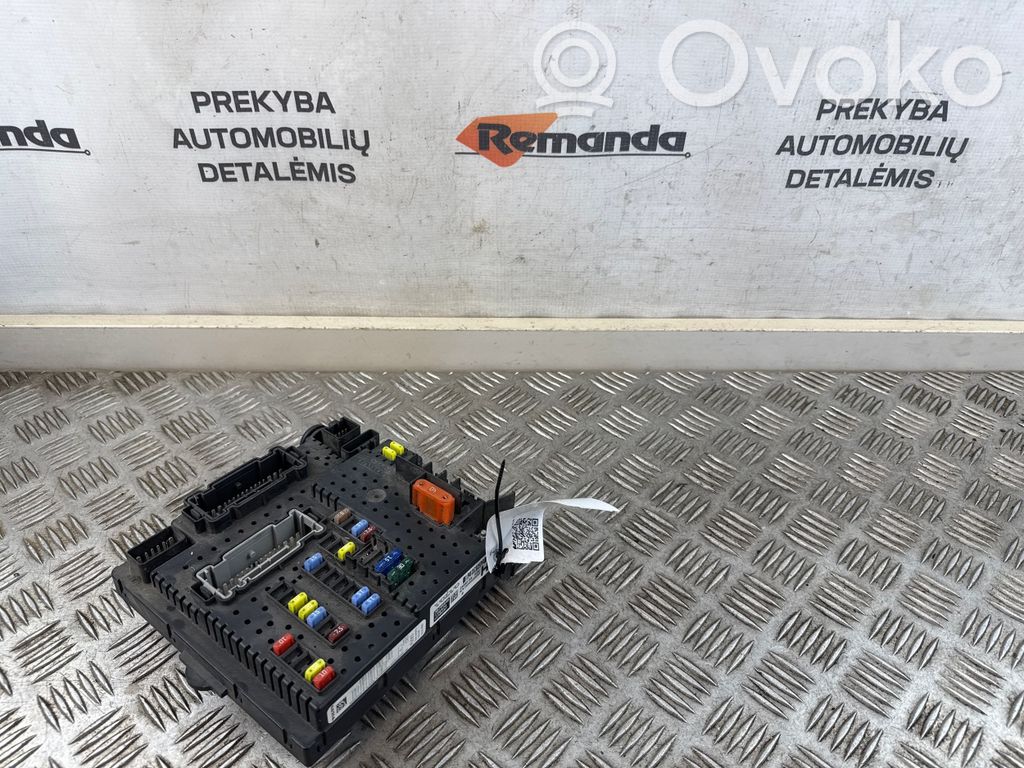 Volvo XC90 Sulakemoduuli 