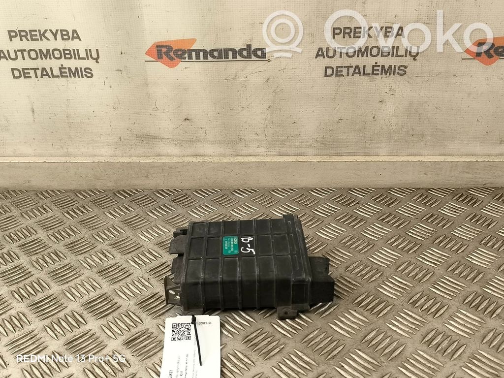 Volkswagen PASSAT B5 Engine control unit/module 