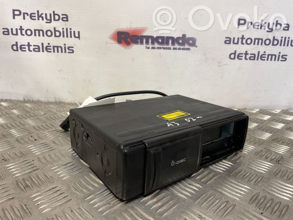 Audi A3 S3 8L CD/DVD mainītājs 
