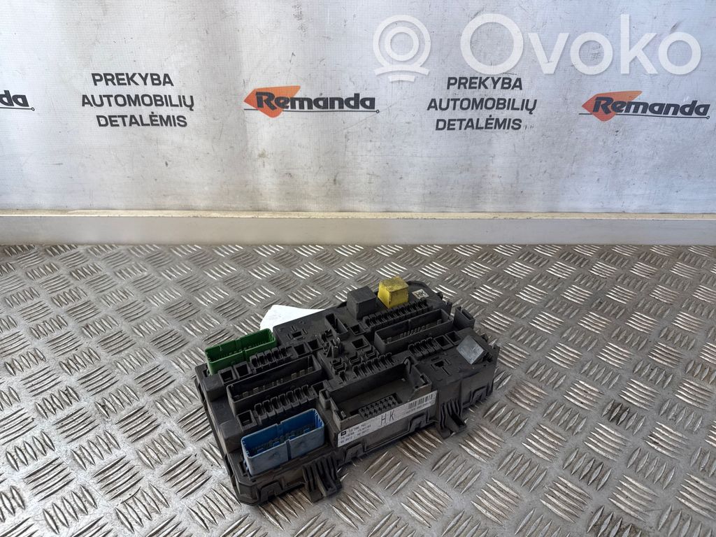 Opel Astra H SAM control unit 