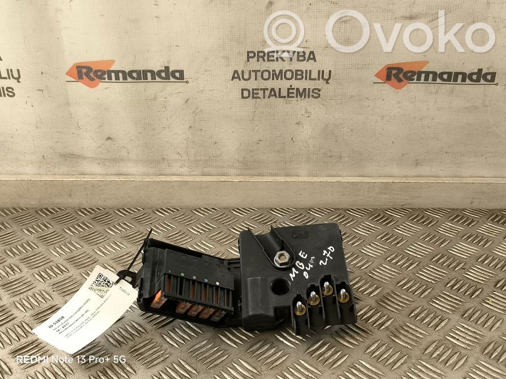 Mercedes-Benz E W211 Battery relay fuse 