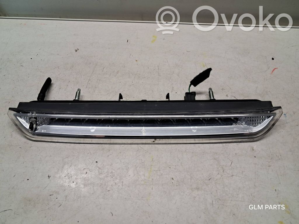Citroen C4 II Picasso Third/center stoplight 