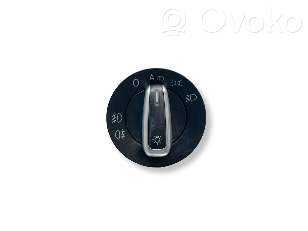 Volkswagen Golf VI Light switch 