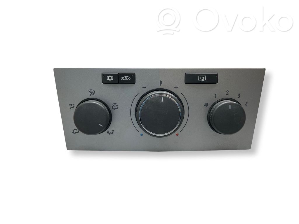 Opel Astra H Climate control unit 