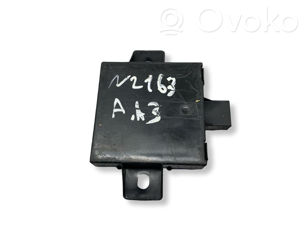 Audi A3 S3 A3 Sportback 8P Alarm control unit/module 