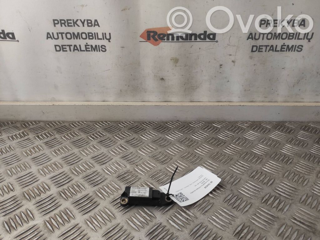 Audi A3 S3 8L Czujnik uderzenia Airbag 