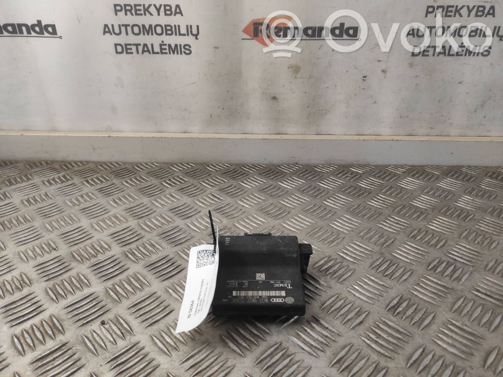 Volkswagen Golf V Gateway control module 