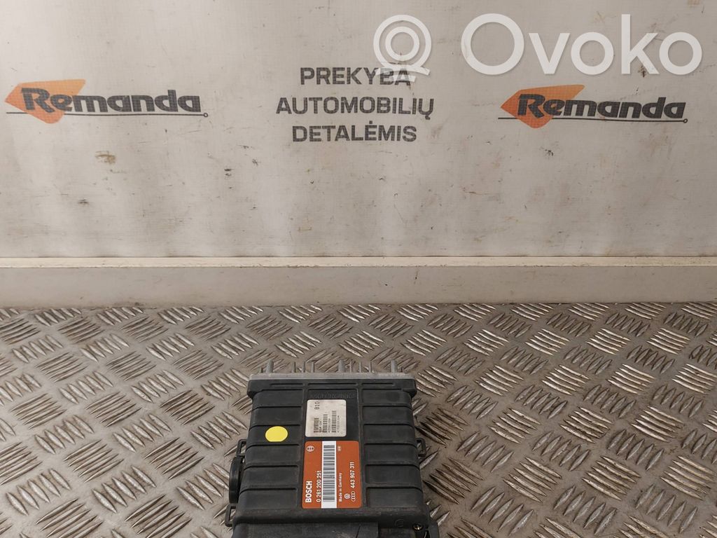 Audi 80 90 B3 Engine control unit/module 