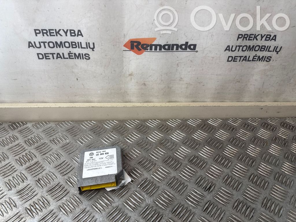 Volkswagen Golf IV Airbag control unit/module 