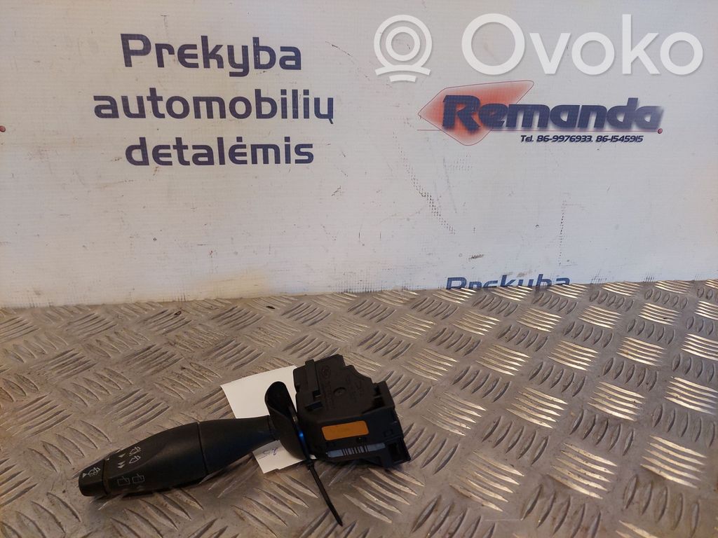 Ford Focus Manetă ștergător parbriz 