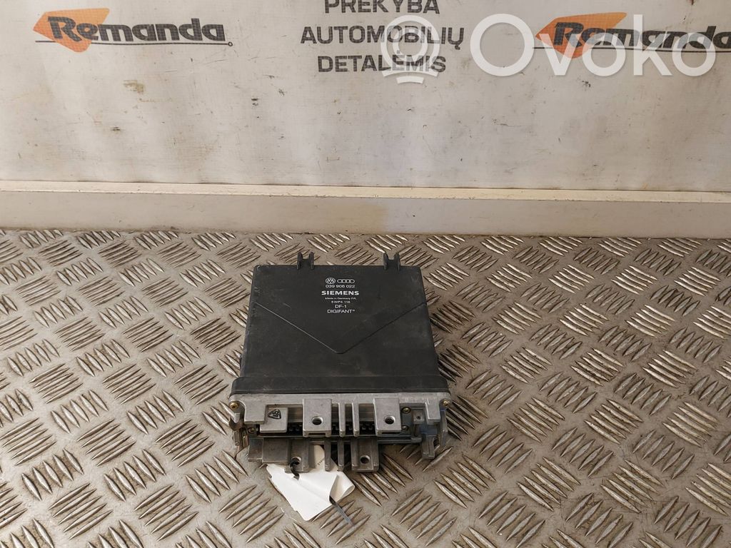 Audi 80 90 S2 B4 Engine control unit/module 
