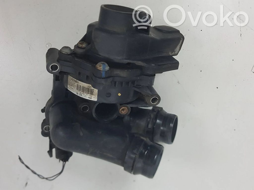 Audi A4 S4 B8 8K Vesipumppu 