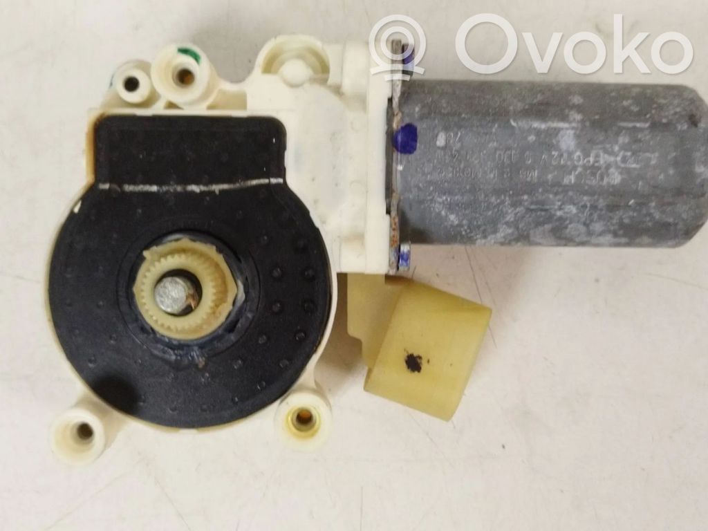 BMW X5 E70 Rear door window regulator motor 