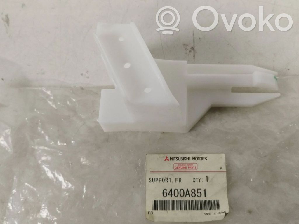 Mitsubishi Colt Front bumper mounting bracket 