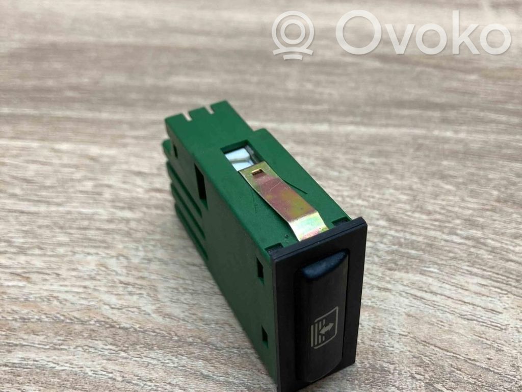 BMW 5 E39 Windscreen/window heater switch 
