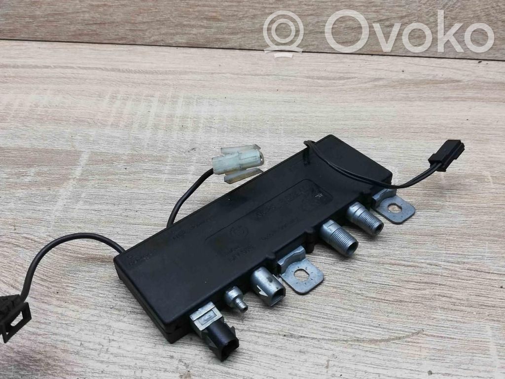 BMW 5 E39 Antenos stiprintuvas 