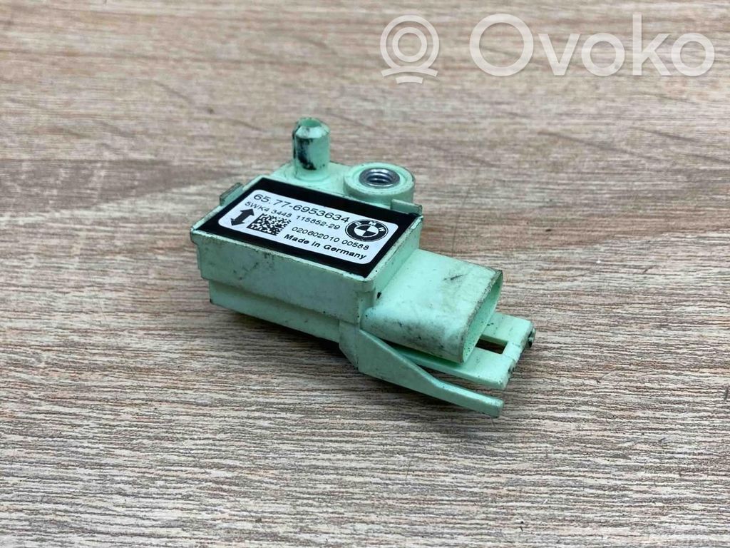 BMW 5 E60 E61 Airbag deployment crash/impact sensor 