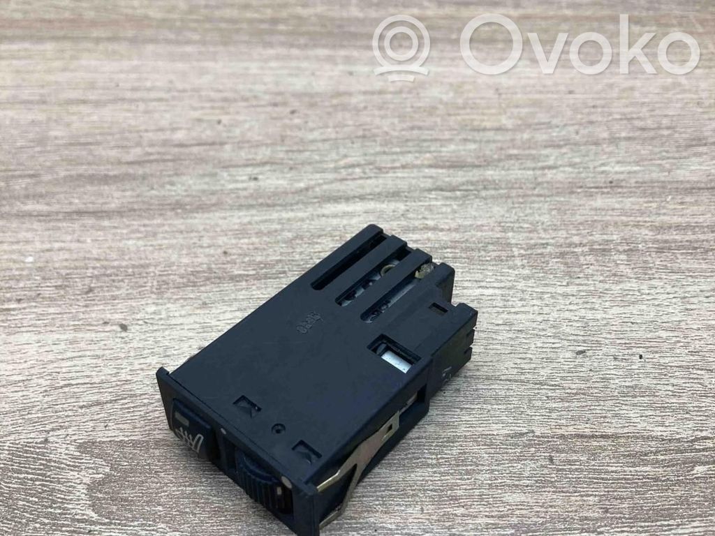 BMW 5 E39 Seat heating switch 