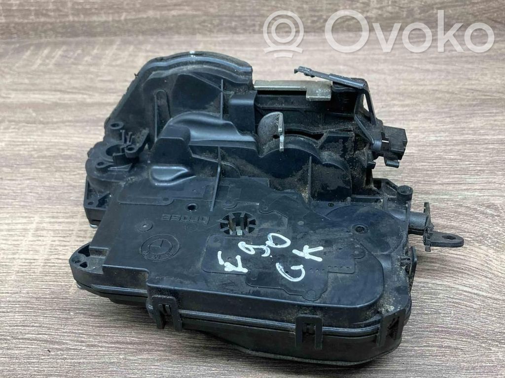 BMW X3 E83 Rear door lock 