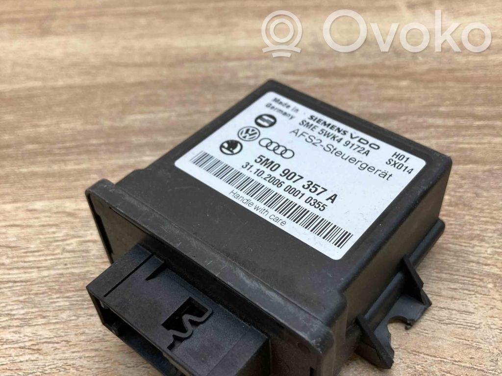 Volkswagen PASSAT B6 Light module LCM 