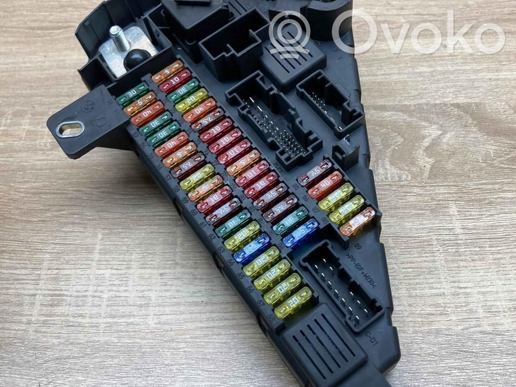 BMW 5 E60 E61 Fuse module 