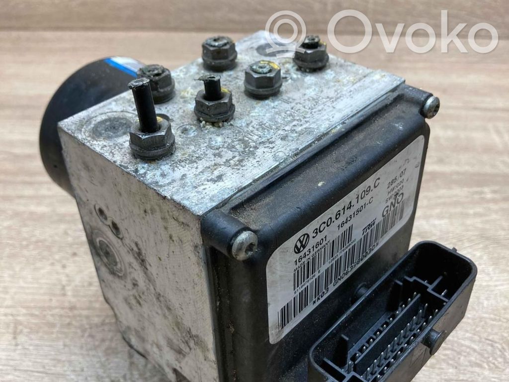 Volkswagen PASSAT B6 ABS Pump 