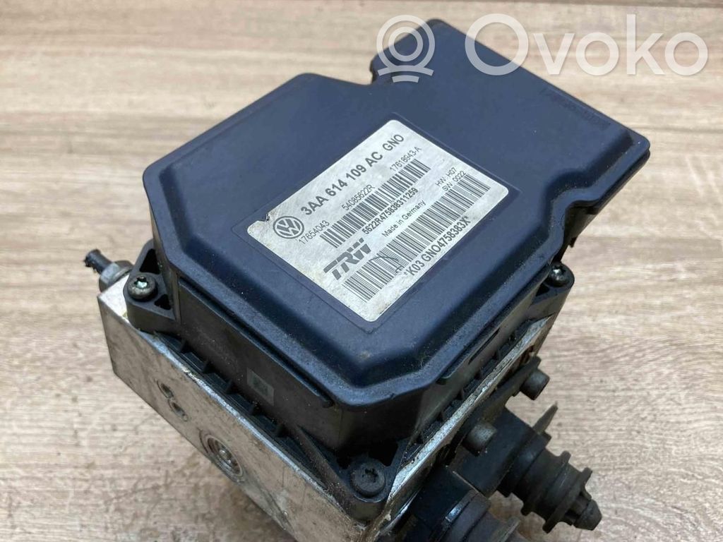 Volkswagen PASSAT B7 ABS-pumppu 