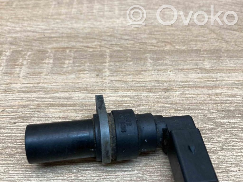BMW 5 E39 Crankshaft speed sensor 