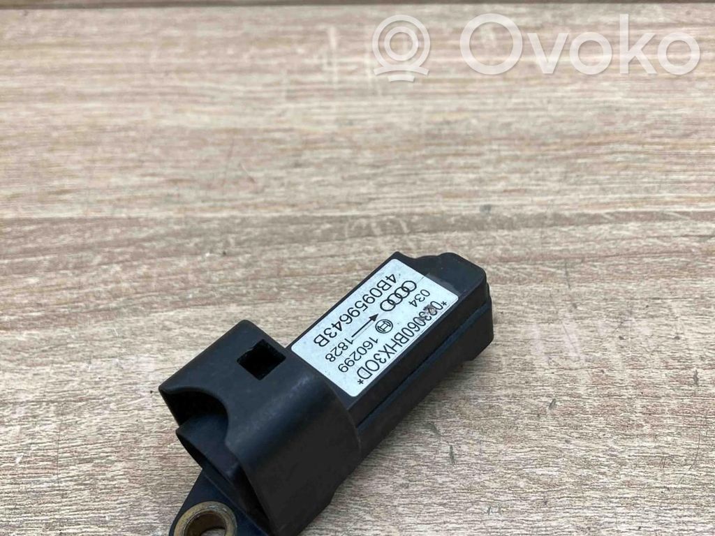 Audi A6 S6 C5 4B Airbag deployment crash/impact sensor 