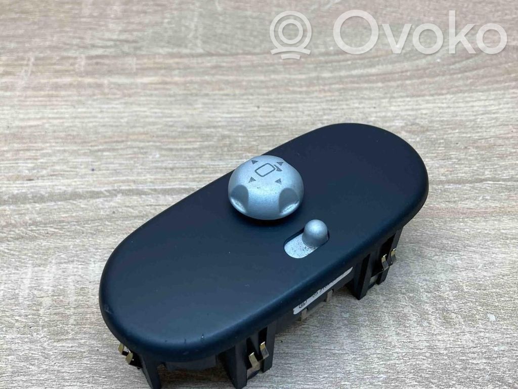 Mini One - Cooper R50 - 53 Wing mirror switch 