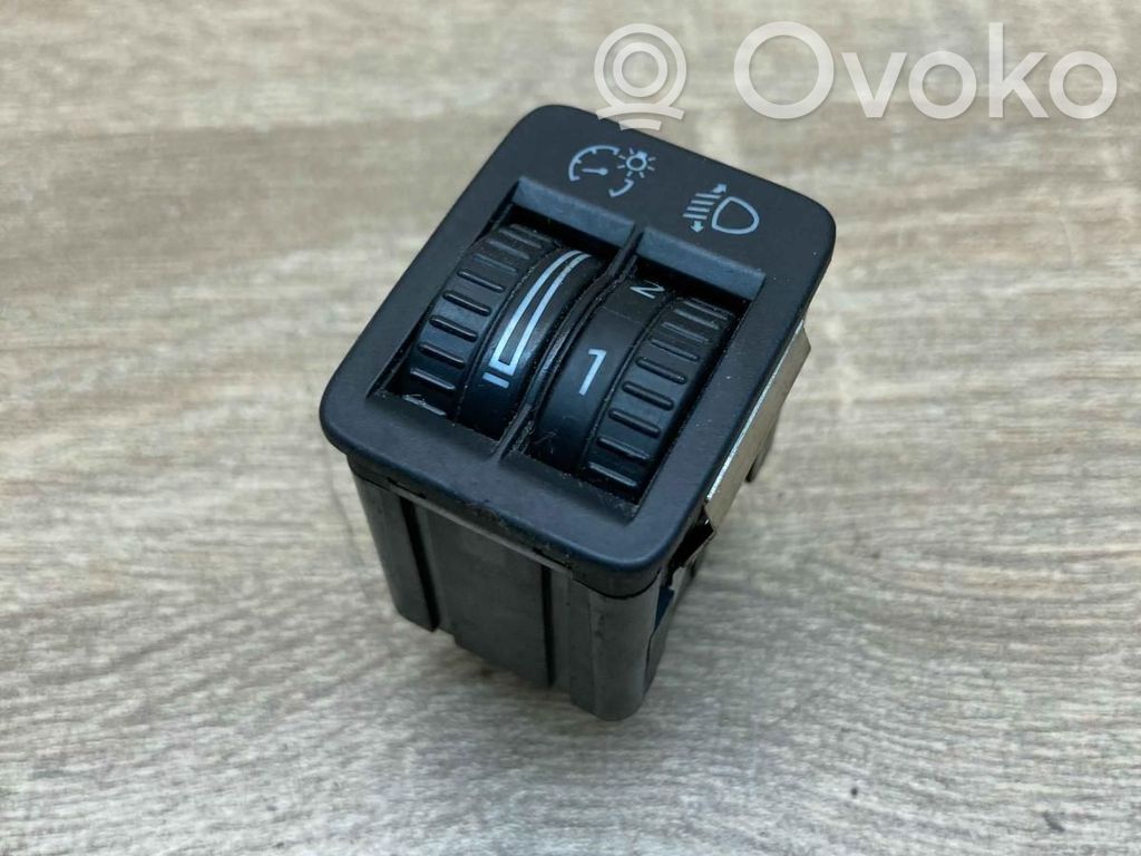 Volkswagen PASSAT B6 Headlight level height control switch 