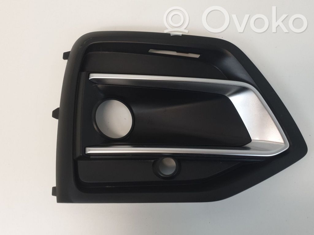 Kratka dolna zderzaka przedniego   80A807680AF,80A807680AFCOX,400611150830
