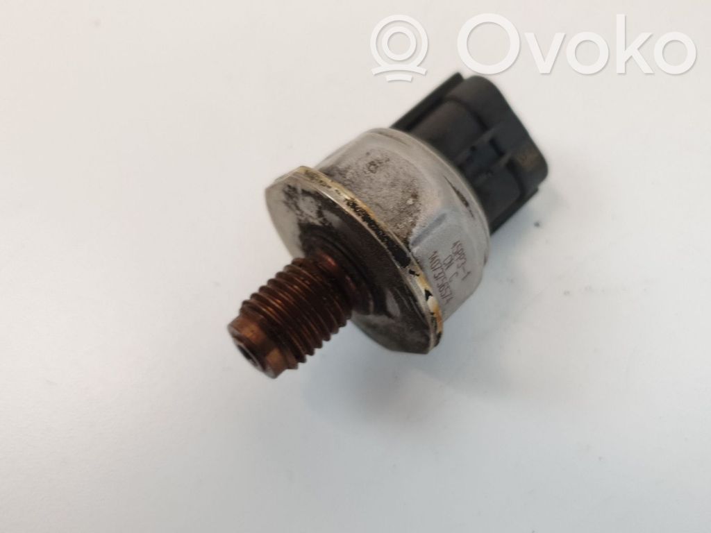 Fuel pressure sensor   45PP31,14073756574