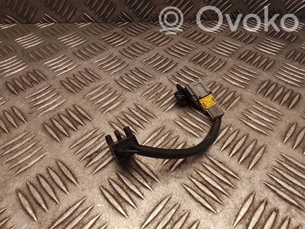 Citroen Berlingo Clutch pedal sensor 