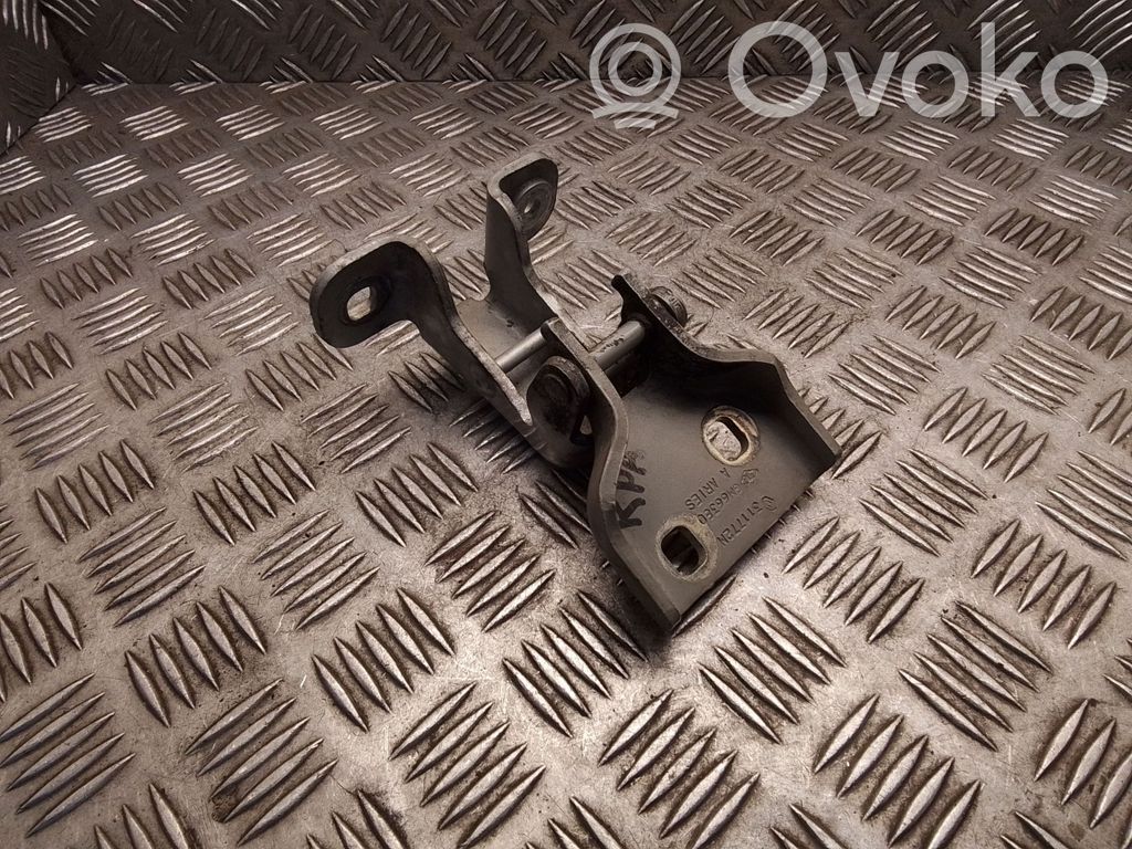 Opel Vivaro Zawias dolny drzwi przednich 