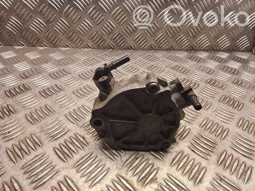Peugeot 308 Vacuum pump 